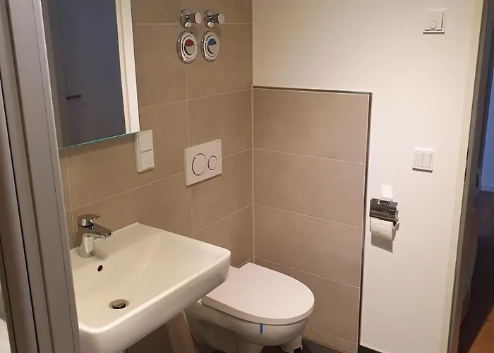 Mainstay Frankfurt Apartment *